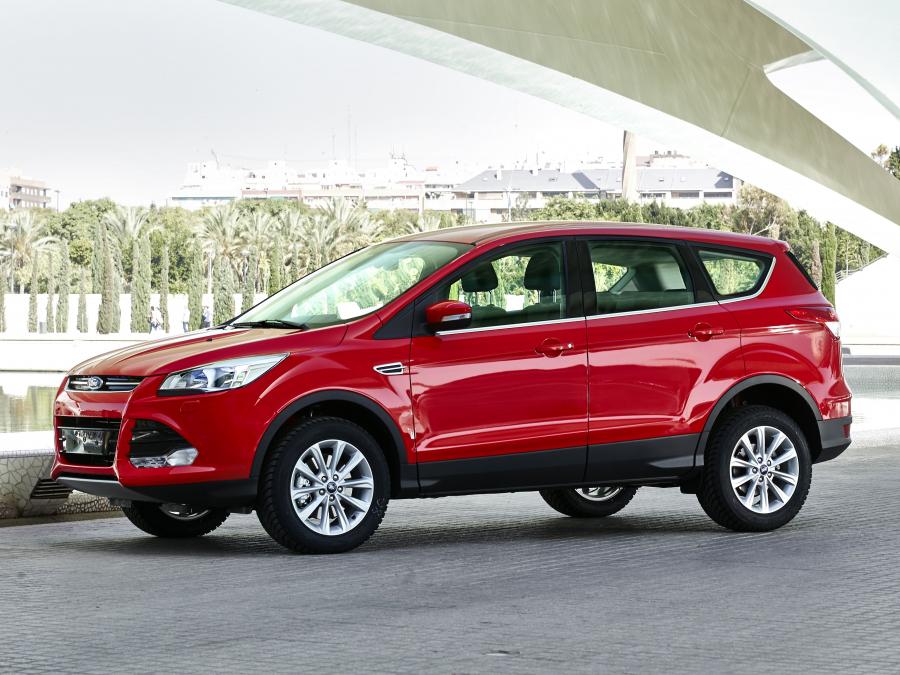  Ford Kuga 2013 года  (UK) (фото 13 из 23)